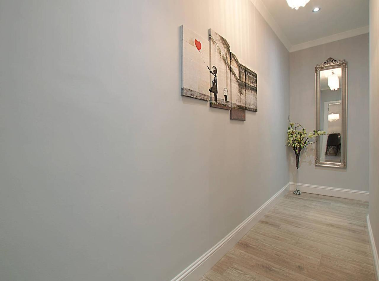 Joivy Unique Old Town Stay Under Edinburgh Castle المظهر الخارجي الصورة