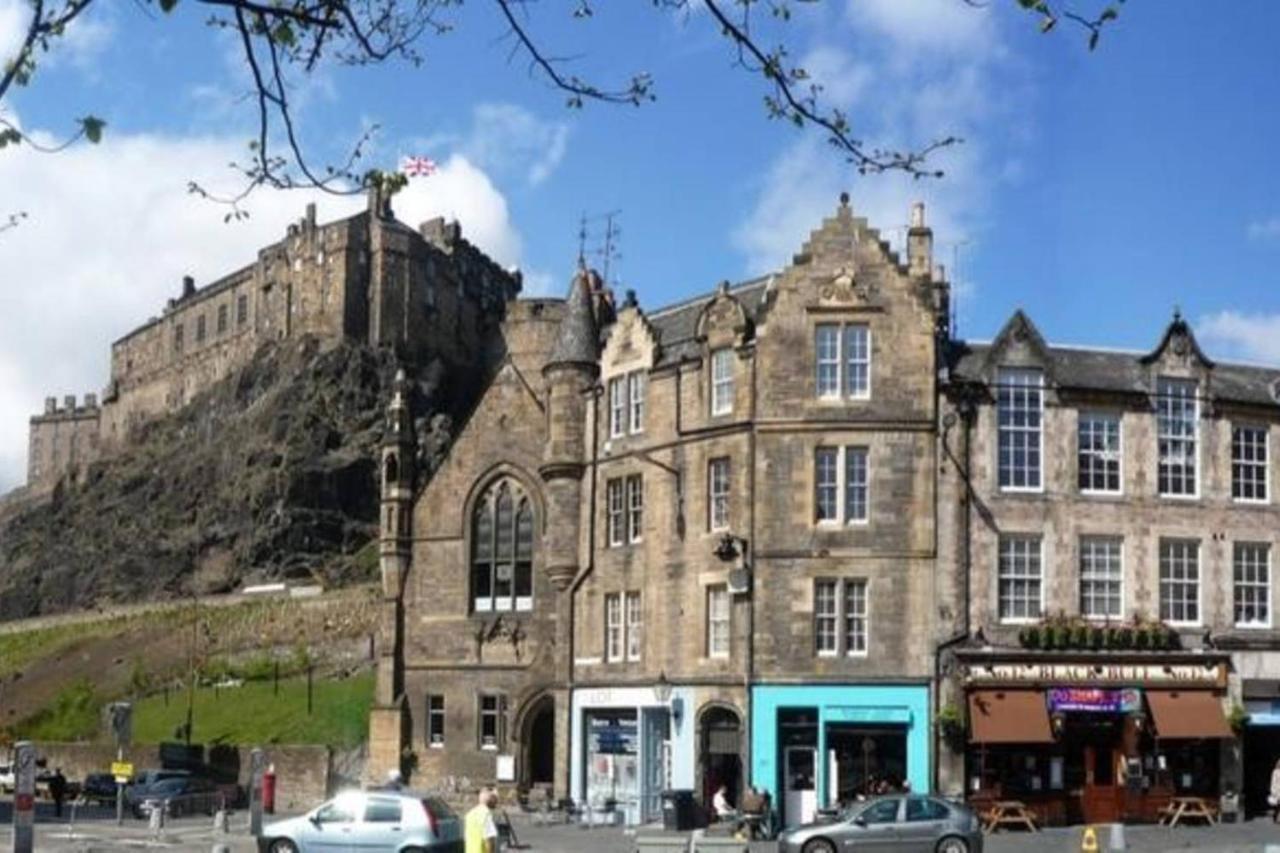 Joivy Unique Old Town Stay Under Edinburgh Castle المظهر الخارجي الصورة